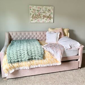 SweetHoney Yellow Dreams Duvet Set- Twin